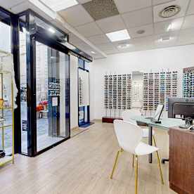 optic-2000-arles-r-publique-opticien-lunetier-magasin-d-optique