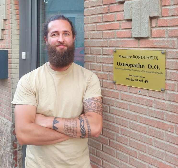 Dr Maxence Bonduaeux, Ostéopathe à Steenvoorde