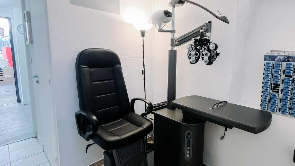 Ocala, à la française, Magasin d'optique à Lyon