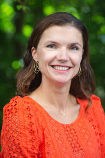 Dr Claire PERY