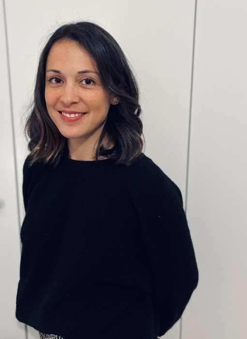 Dr Yuni de Framond