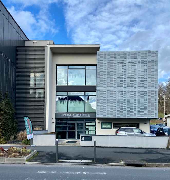 Dr Camille Salacroup