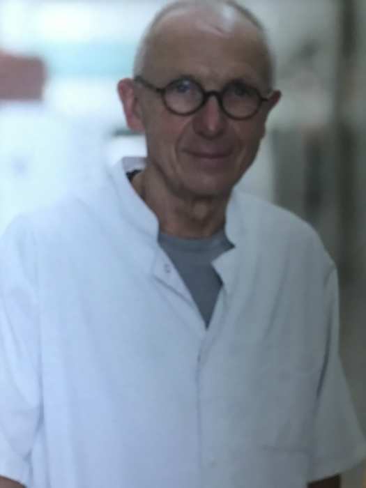 Dr GUY GESTER