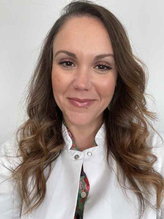 Dr NESRINE HAMOUR