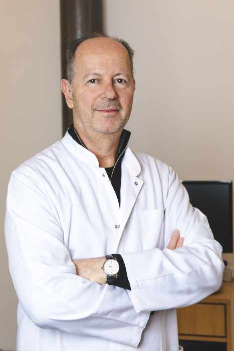 Dr Laurent  SCHMOLL