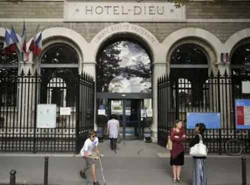 Consultation d'immunologie clinique et d'infectiologie - Hôpital Hôtel Dieu - AP-HP