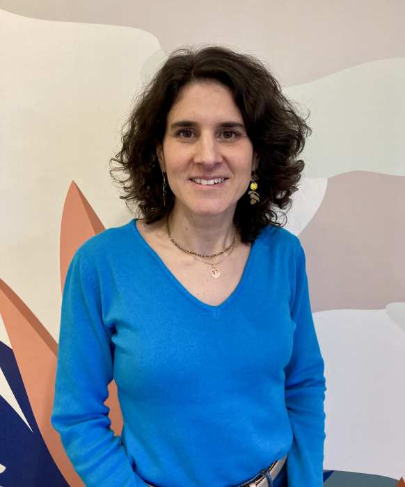 Dr KAREN STAPHORST