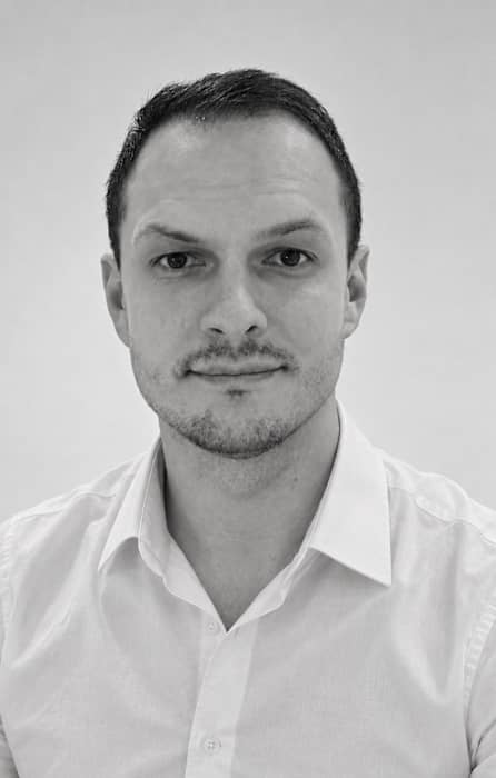 Dr Konstantin Velychko, Ostéopathe à Thourotte