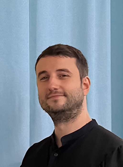 Dr Kevin Bour