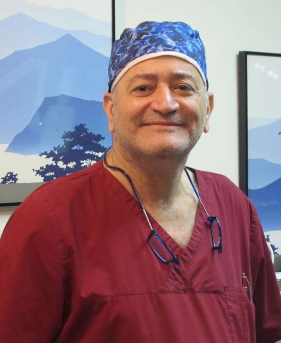 Dr DAVID BENHAROUN