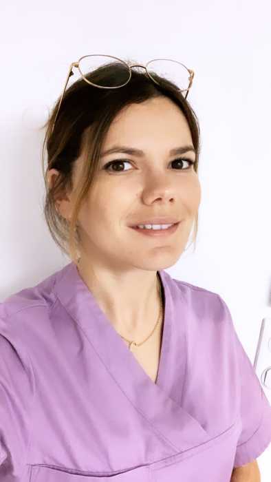Dr Julia DAVID