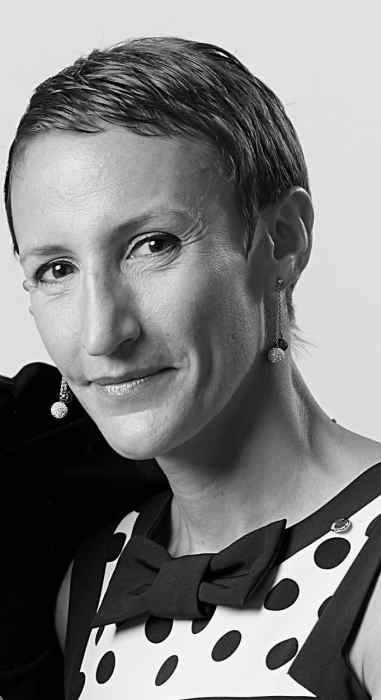 Dr Célia Lloret-Linares