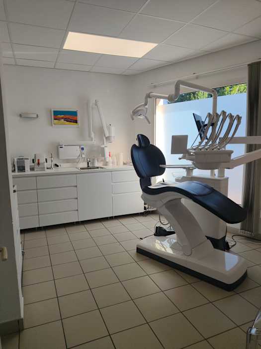 Dr Yann Guigard, Chirurgien dentiste à Solliès-Pont