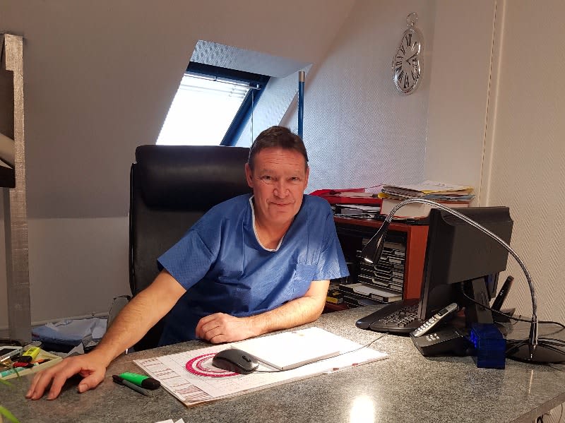 Dr Eric MOINE