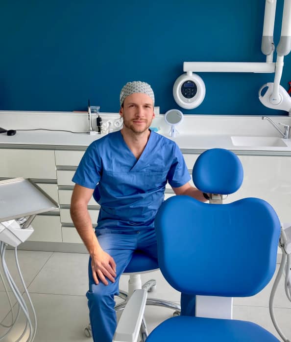 Dr Erwan MORA