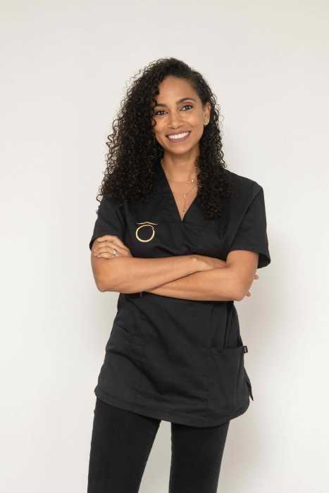 Dr Clara Renoverre
