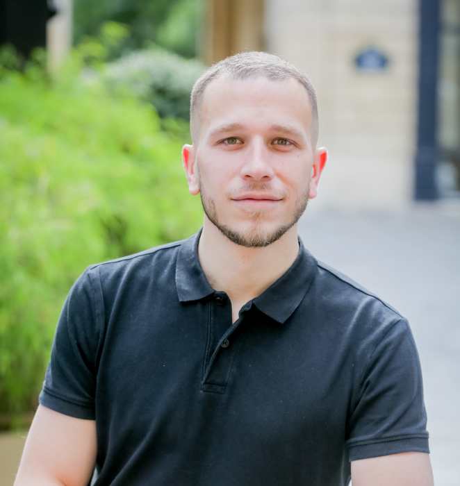 Dr Matthieu Julian