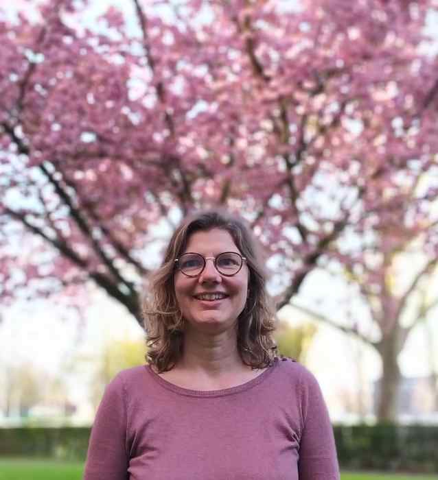 Anne NEUVILLE