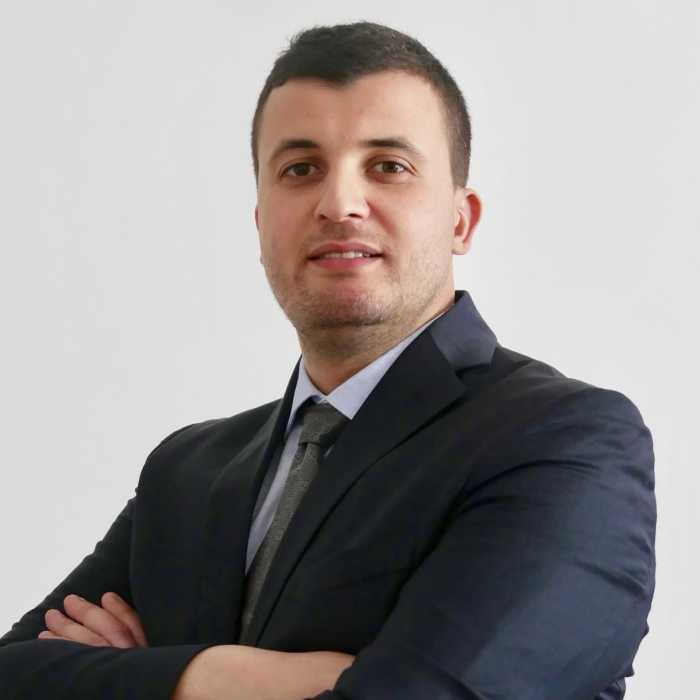 Dr  NAZIM BOUTELLIS
