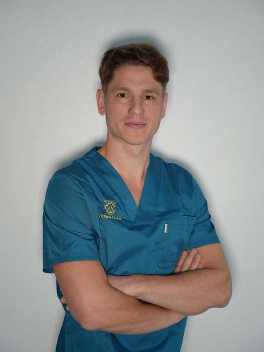 Dr Vlad Iftene, Chirurgien dentiste à Dieppe