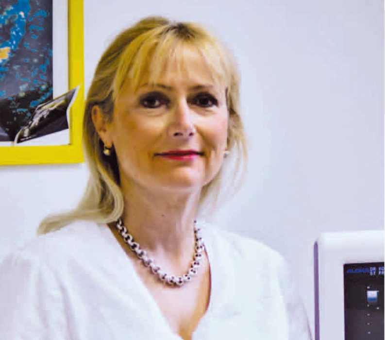 Dr ISABELLE KOENIG HUPPERT