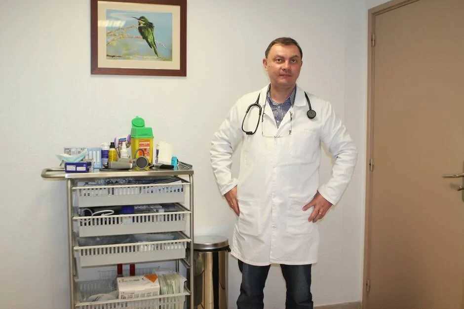 Dr Yané Marvakov