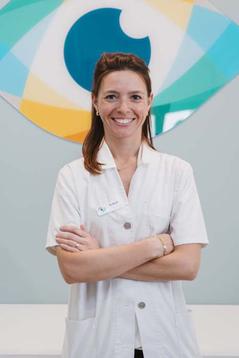 Dr Julie BLOT