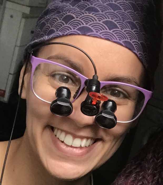 Dr Leila Hottois, Chirurgien dentiste à La Madeleine