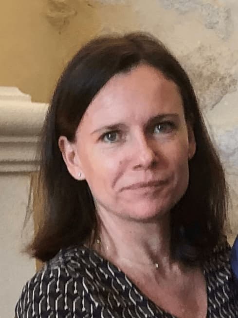 Dr Christine Médail