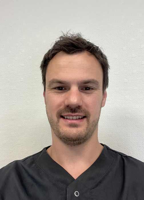 Dr Simon SCHUCK