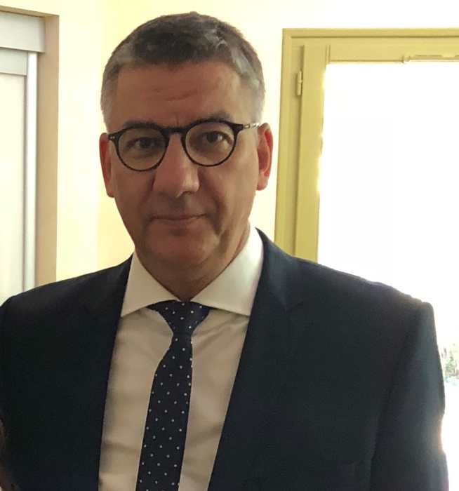 Dr Abdelouhab BOUDERBALA
