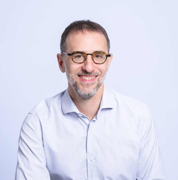 Dr Julien Lazarovici