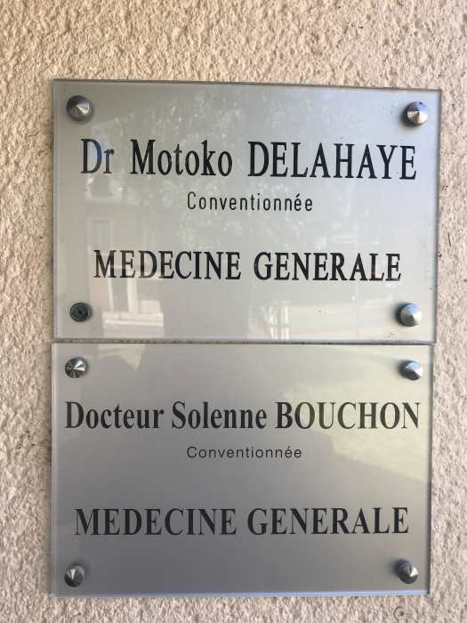 Dr SOLENNE BOUCHON
