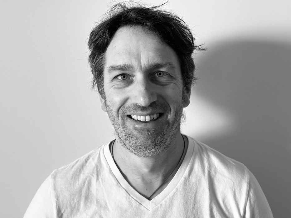 Dr JOEL VOEGEL