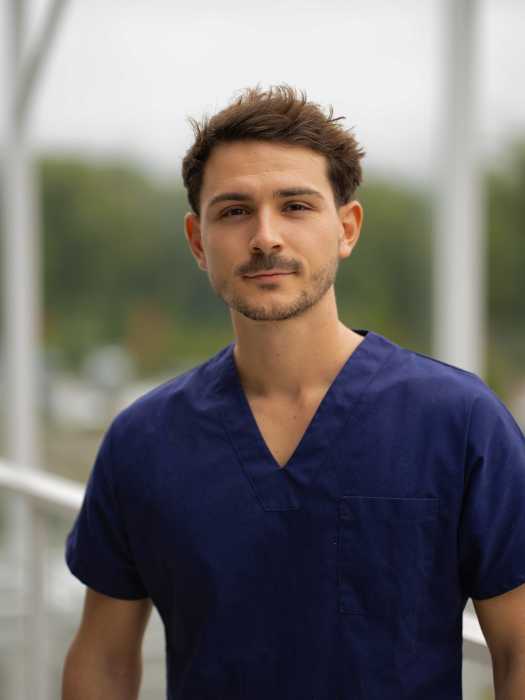 Dr Dorian Carichon