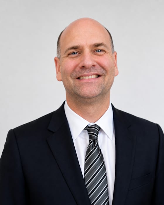 Dr NICOLAS SERRATRICE