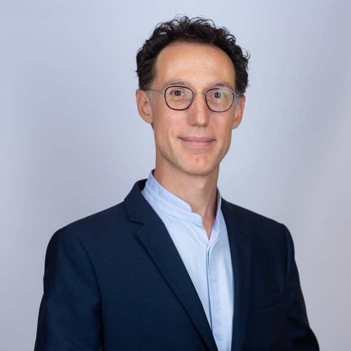 Dr Pr Pierre Guerreschi, Chirurgien plasticien et esthétique à Lille