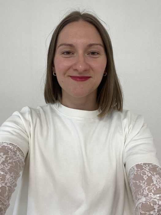 Dr Margaux Savoyas