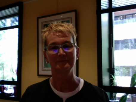 Dr CATHERINE SCHOSSELER
