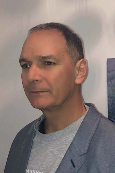 Dr Fred FLIEGE