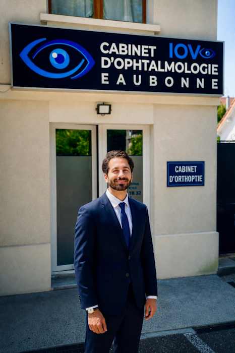 Dr Alexis Khorrami