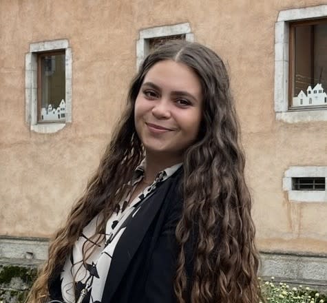 Baya Kadi, Psychologue à Hauterive