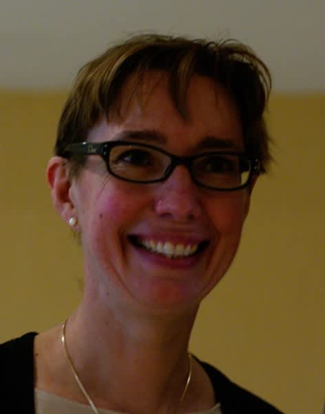 Dr Angelique Girod, Stomatologue à Paris