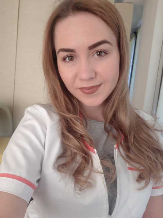 Laura TEODOR