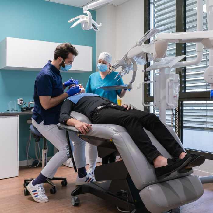 Dr Gilles LEFEBVRE, Chirurgiendentiste à Lyon Prenez RDV en ligne