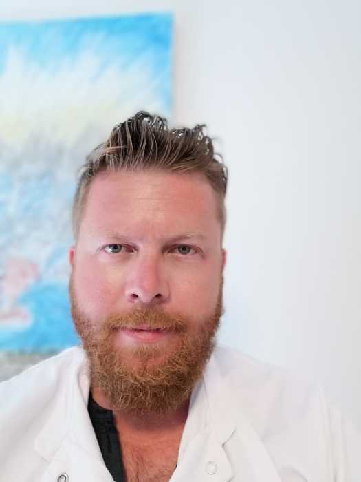 ETIENNE CHARON