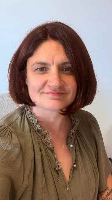 Dr Sarah COURT DEVILLIERS