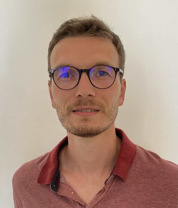 Dr David Leroy