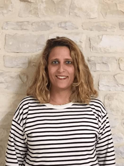 Dr Julie De Decker