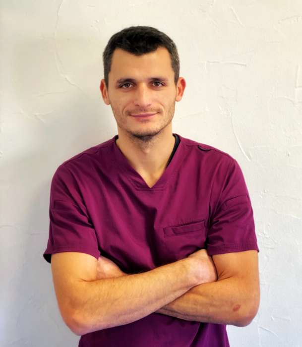 MARIUS MANOLE